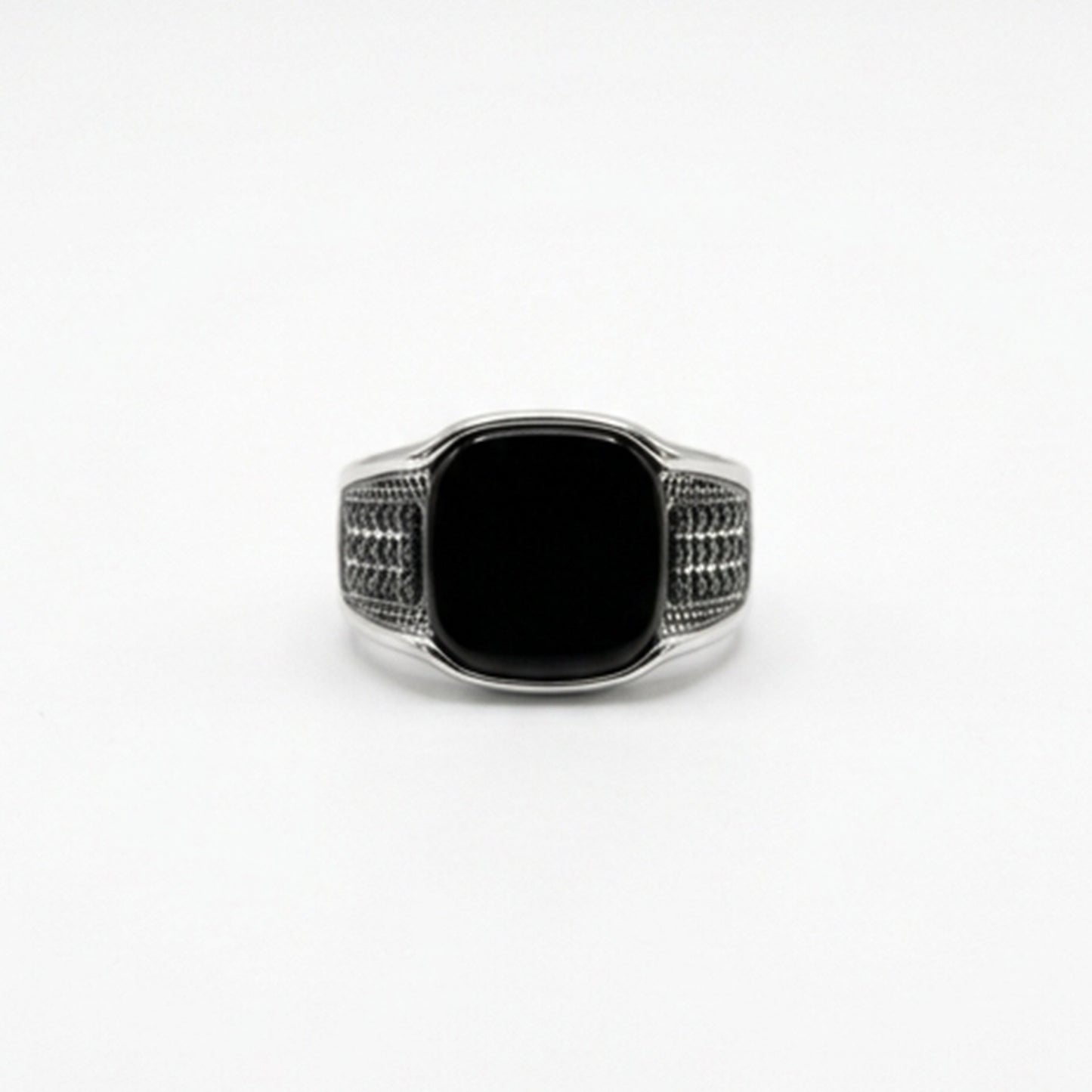 Rhodium plated black onyx ring